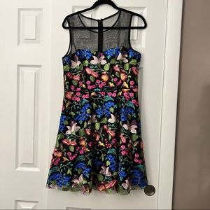 Crew neck, sleeveless embroidered mini | Size 12P - Tahari